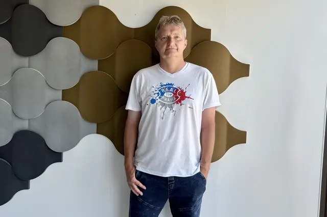Premier League, nebo česká liga? Jaromír Bosák ve videu nezaváhal ani na chvíli 