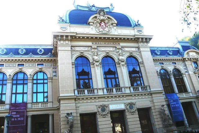 James Bond přijel do Černé Hory přes Karlovy Vary. Casino Royale se točilo v Česku
